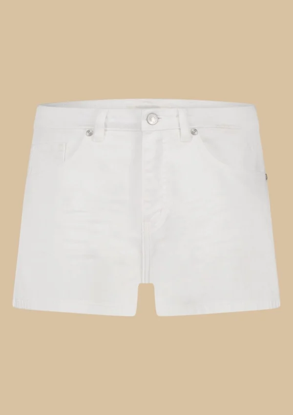 Short Billy White