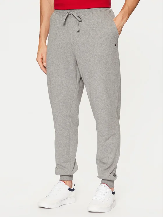 TH Essential Sweatpants